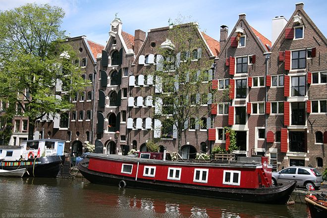 Private Amsterdam Walking Tour - Albert-Cuyp Market and the everyday city