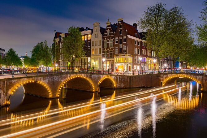 Private Bus Tour in Amsterdam City - Rijksmuseum and Van Gogh Museum: choose depth over a rushed checklist