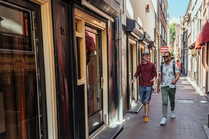 Private City Kickstart Tour: Amsterdam - Bloemenmarkt and Begijnhof