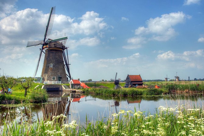 Private Day Trip from Amsterdam to Rotterdam and the Hague - Is $552.11 per person good value?