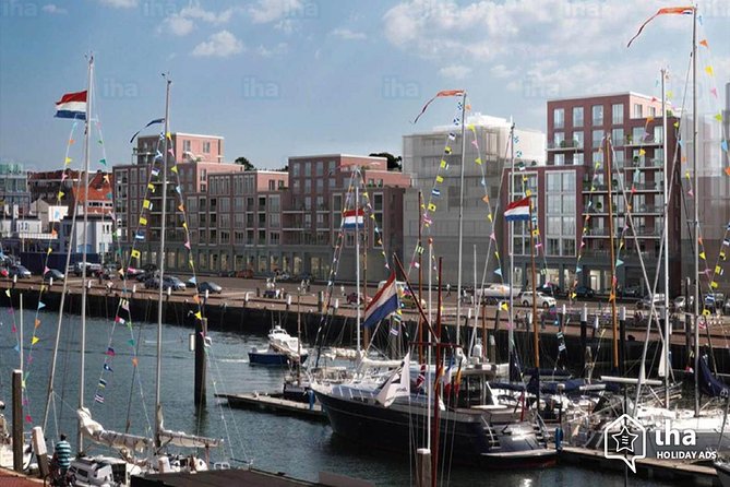 Private day trip to Delft and The Hague - The guide can make or break the experience