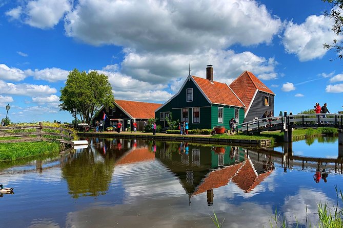 Private Day Trip to Zaanse Schans, Volendam & Marken from Amsterdam - Volendam, the harbor village with a short visit