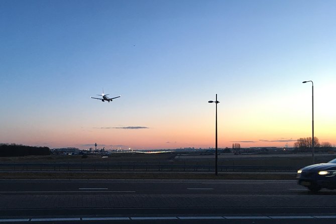 Private departure transfer from Amsterdam to Schiphol Airport (AMS) - Choosing the Right Pickup Time