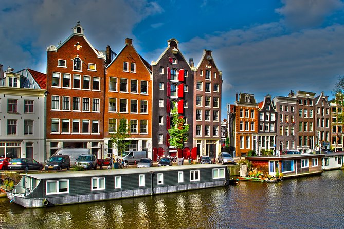 Private departure transfer from Amsterdam to Schiphol Airport (AMS) - The Vehicle, WiFi, and Small Comforts
