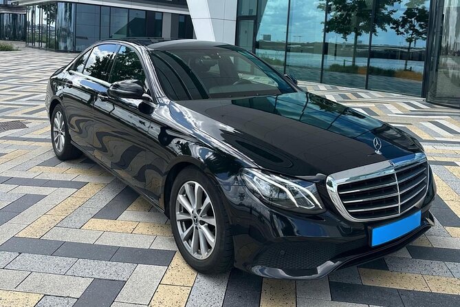Private Departure Transfer: Schiphol Airport Amsterdam - Reliability depends on clear coordination