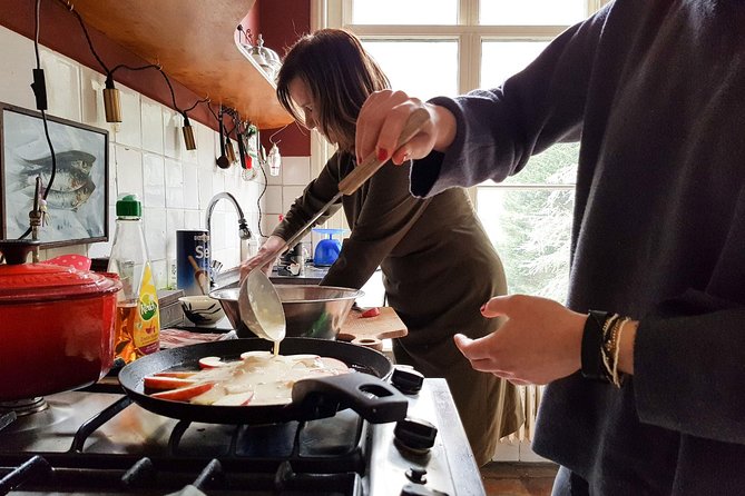 Private Dutch Pancake Cooking Class in an Amsterdam Canal Home - What the canal-home setting adds