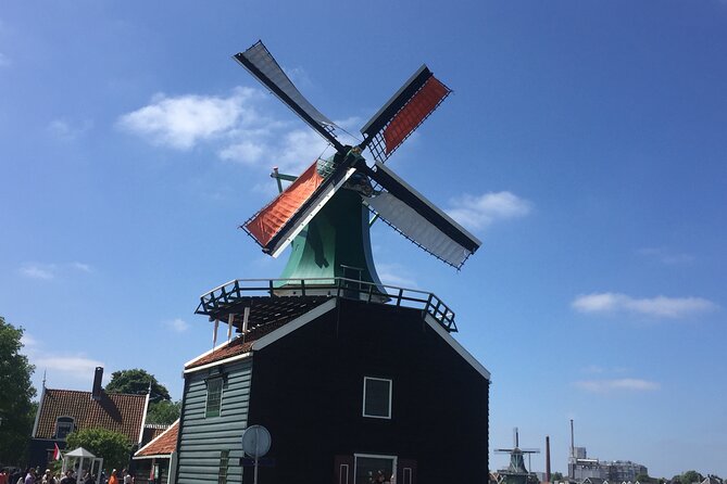 Private Guided Half Day Tour in Zaanse Schans from Amsterdam - Walking the Dike Beside the Zaan River