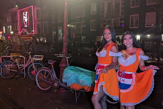 Private Hostess Bar Tour in Amsterdam Red Light District (3h) - Meeting at Drink n Sink at 7:30 p.m.