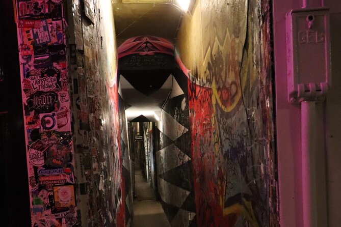 Private red light district & coffeeshop tour with a local - Key points to know before booking