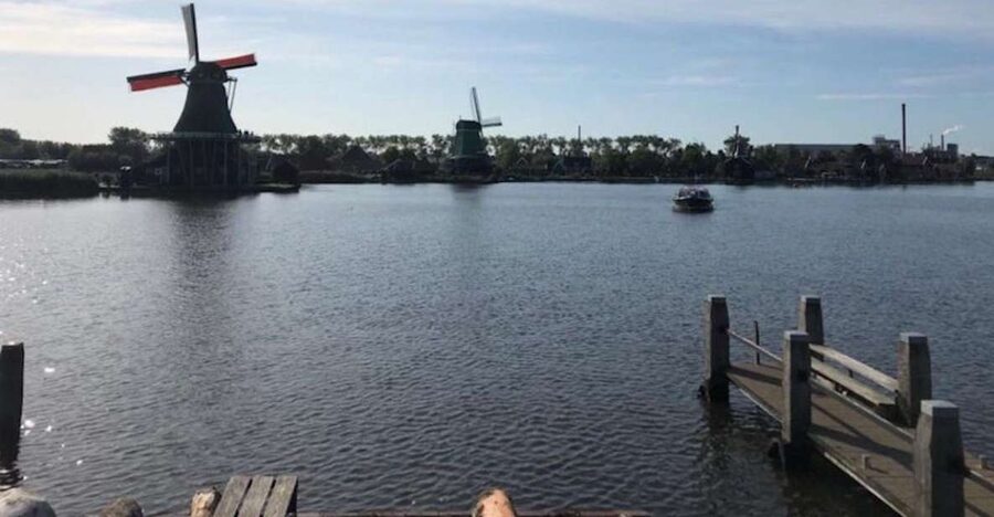 Private sightseeing tour to the Windmills & Giethoorn - Starting from your Amsterdam hotel