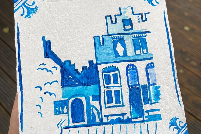 Private Souvenir Creation in Dutch Delft Blue from Netherlands - Painting Your Handmade Amsterdam Souvenir