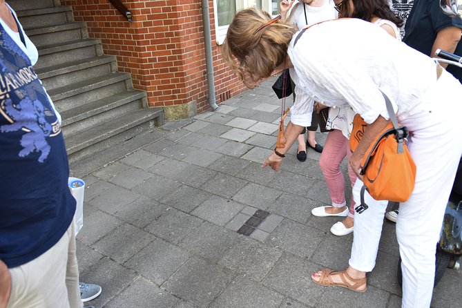 Private Tour: Anne Frank Walking Tour of Amsterdam - What this walk adds to the Anne Frank story