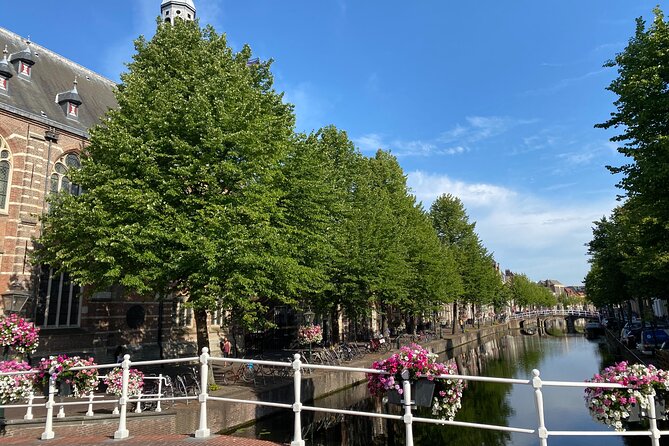 Private Tour from Amsterdam: Historical Leiden - Hooglandse Kerk and the climb to De Burcht