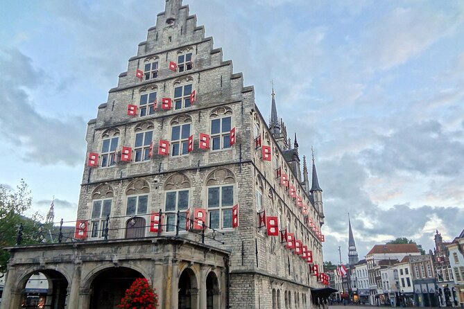 Private Tour to Kinderdijk and Delft / Leiden / Hague / Gouda - How much value does the $397.36 price offer?