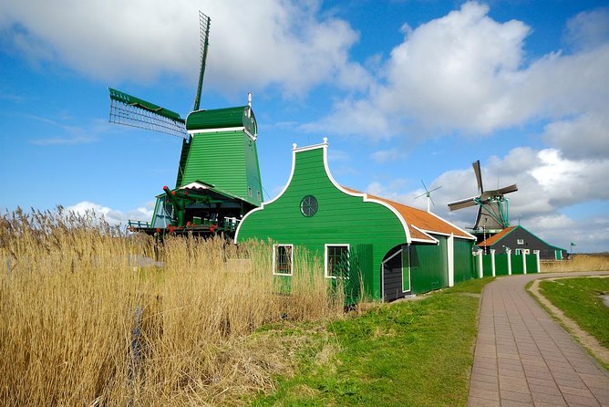 Private Tour Zaanse Schans Windmills and Volendam in Jaguar - Zaanse Schans: windmills, cheese, and clogs