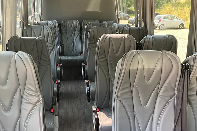 Private Transfer from Amsterdam to the Cruise Port in Rotterdam - The one-hour ride to Rotterdam