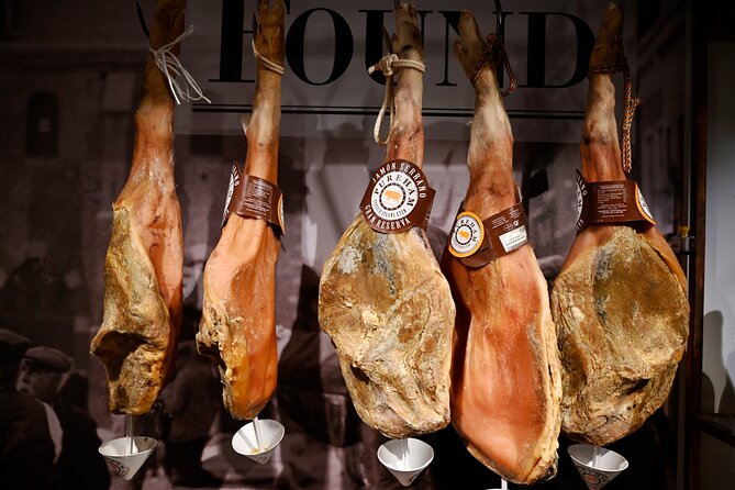 Private Utrecht Food Walking Tour with 8 Tastings - Dom Tower and Domplein in 20 minutes