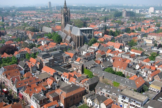 Private Walking Tour: Delft's Royal History and Pottery - New Church and the tomb of William the Silent