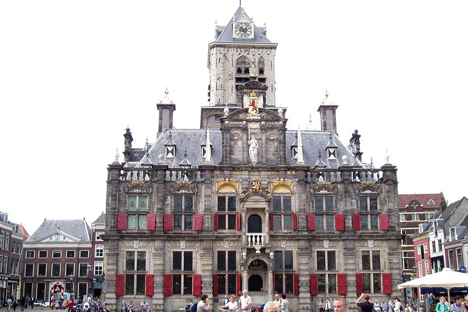 Private Walking Tour: Delft's Royal History and Pottery - How the private format affects the experience