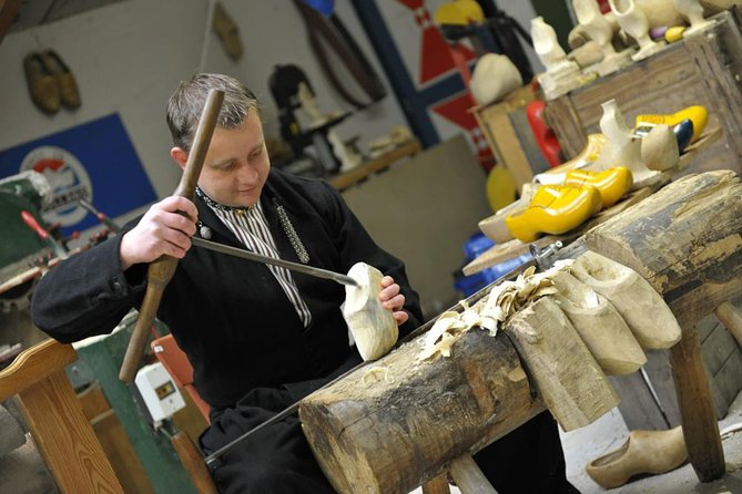 Private Workshop for Wooden Shoe Making in Simonehoeve - Who will enjoy this workshop most