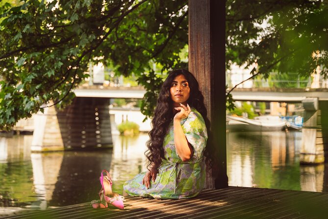 Professional Amsterdam Photo Shoot - Amsterdam stories between the camera stops