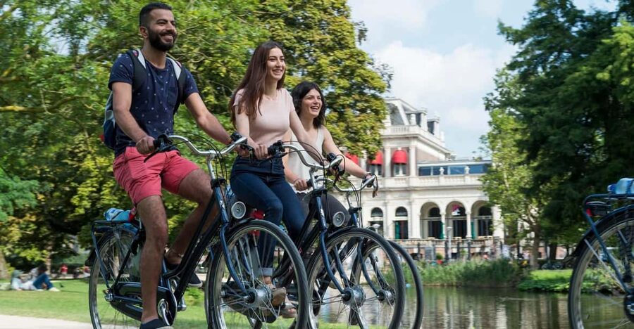 Rent a bike in Amsterdam | 1, 2, 3+ hours - Starting gently in Vondelpark