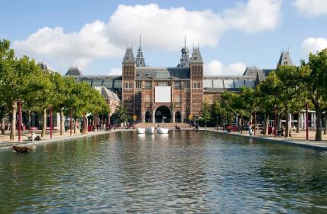 Rijksmuseum Amsterdam Exclusive Guided Tour w/ Reserved Entry - Key points at a glance