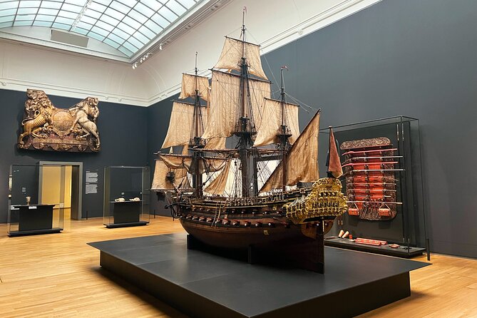 Rijksmuseum Guided Tour, private local Dutch guide - Rembrandt’s major works, from civic pride to private feeling