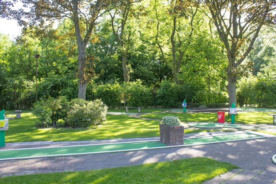Rotterdam: 18-Hole Mini-Golf Game - Key points to know before you play