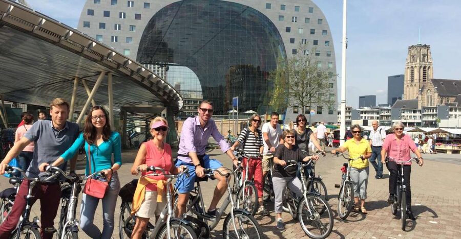 Rotterdam: 2.5-Hour Highlights Bike Tour - Central Station and the rebuilt city center