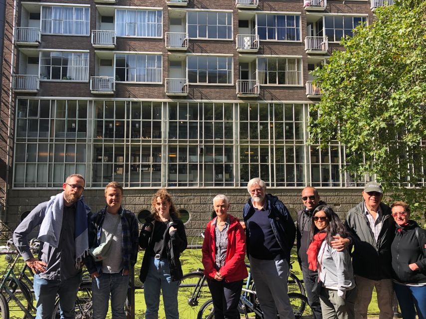 Rotterdam 2-Hour Grand Walking Tour - City Hall and Timmerhuis: old civic style beside new ideas