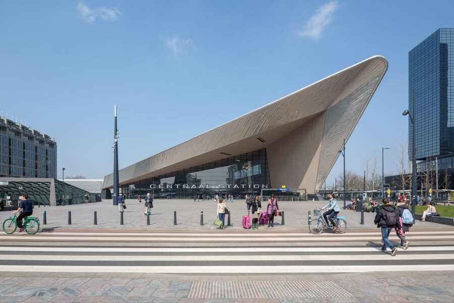 Rotterdam: Architectural Highlights Guided Walking Tour - The Cube Houses and a useful dose of debate