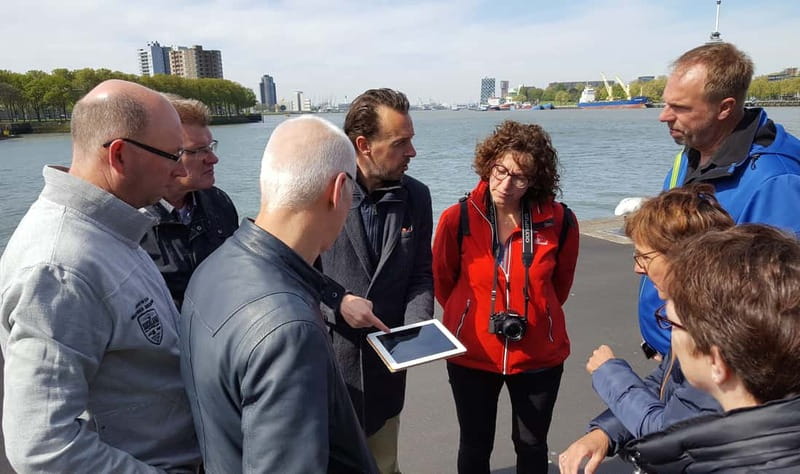 Rotterdam: City Highlights Guided Bike Tour - Why a bike is the right way to meet Rotterdam
