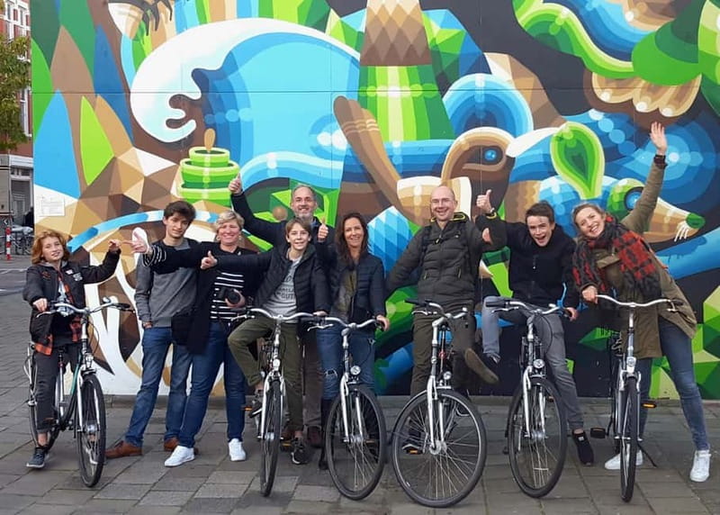 Rotterdam: City Highlights Guided Bike Tour - Markthal and the first look at central Rotterdam