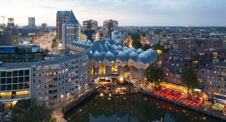 Rotterdam: De Rotterdam, Cube Houses, Watertaxi and Markthal - Key points at a glance