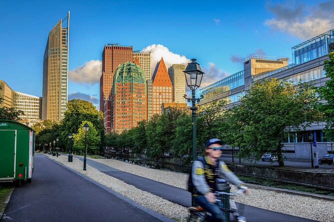 Rotterdam, Delft and The Hague Guided Tour from Amsterdam - Rotterdam: bold design with limited free time