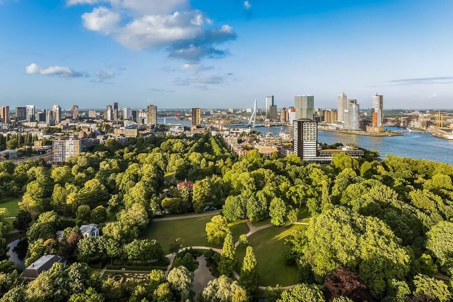 Rotterdam: Euromast Lookout Tower Ticket - Arriving at Rotterdam’s famous tower