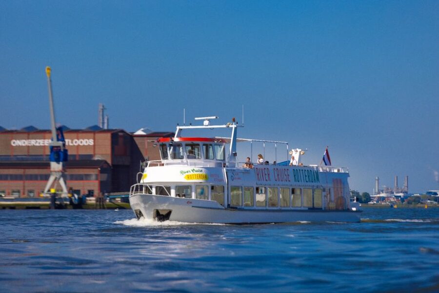 Rotterdam: Harbor Cruise with Live Guide - Rotterdamsche Droogdok Maatschappij and Onderzeebootloods