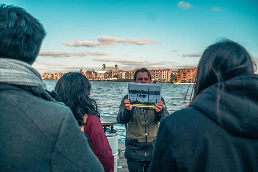 Rotterdam: Highlights & Gems Walking Tour with Dutch Local - Pace, comfort, and accessibility