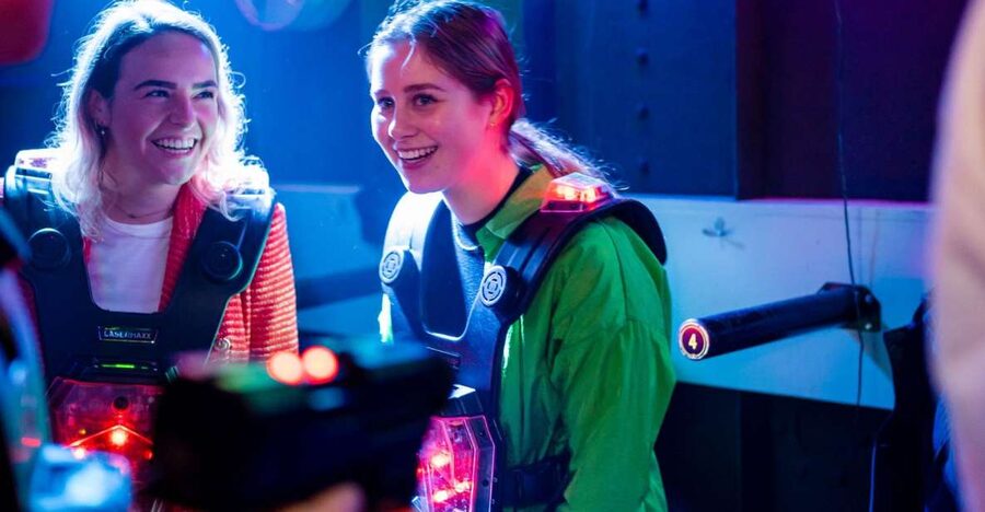 Rotterdam: Lasergame Actvity - How the 20-minute laser tag game works