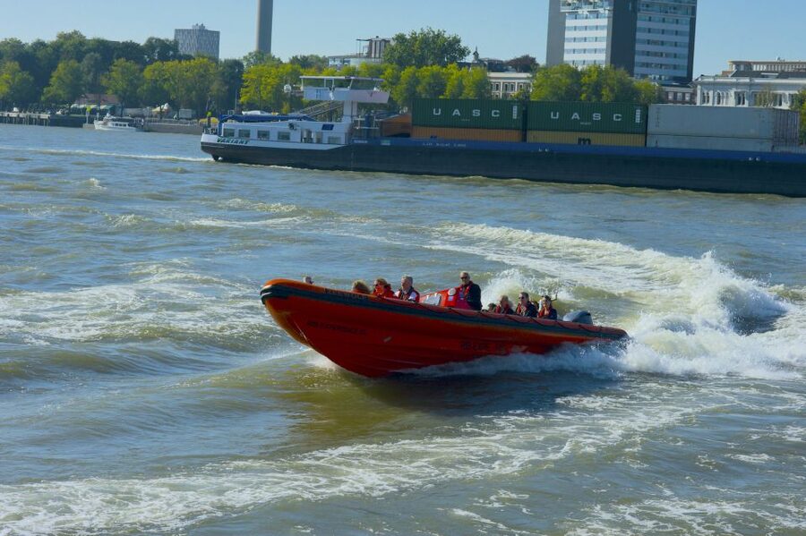 Rotterdam: Private Maas River Speedboat Cruise - Key points before you book