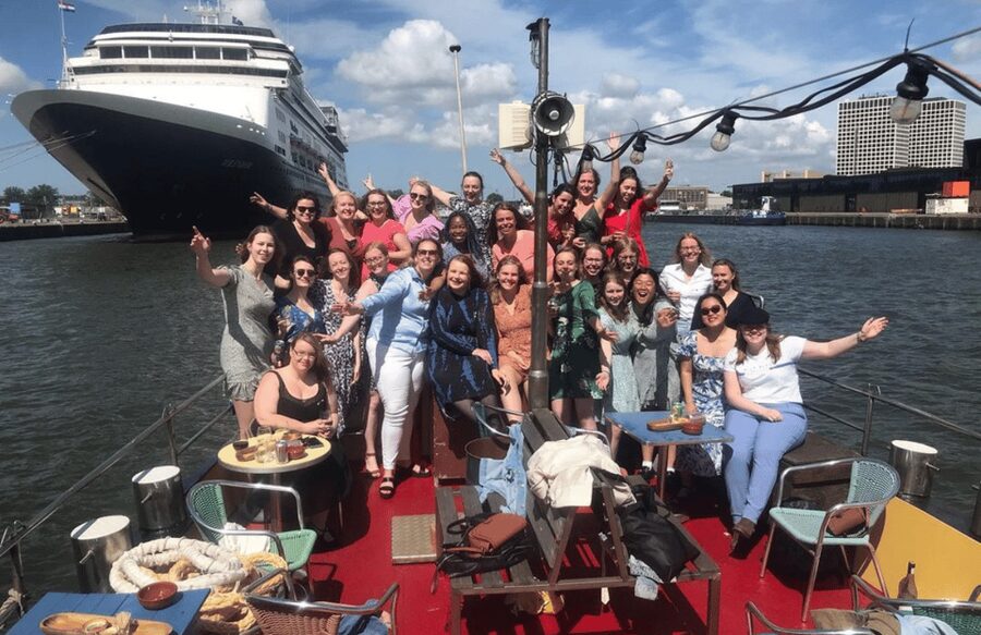 Rotterdam: Pub Cruise with Drinks and Bites - The First Minutes on the Maas