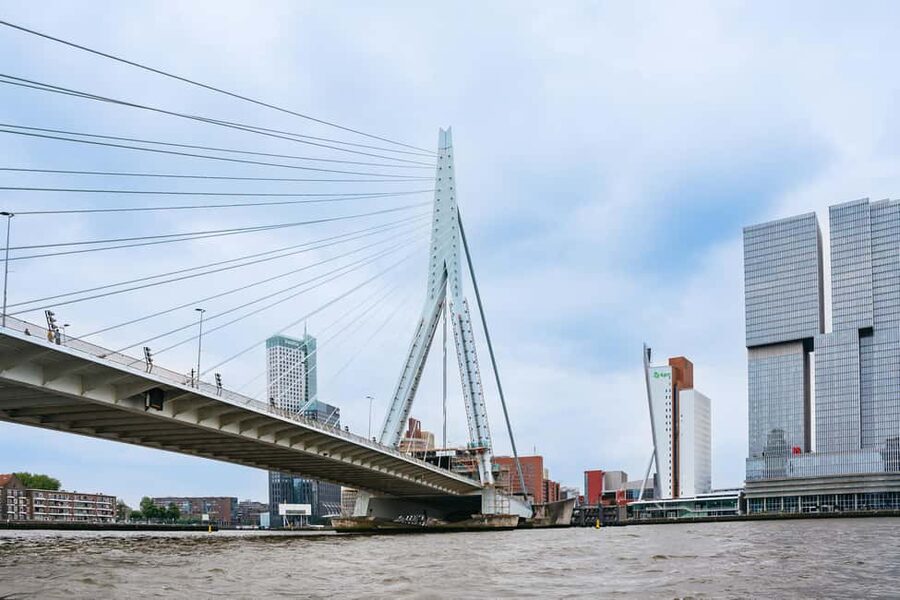 Rotterdam: RIB Speedboat Sightseeing Cruise - Why a RIB is a good way to see Rotterdam