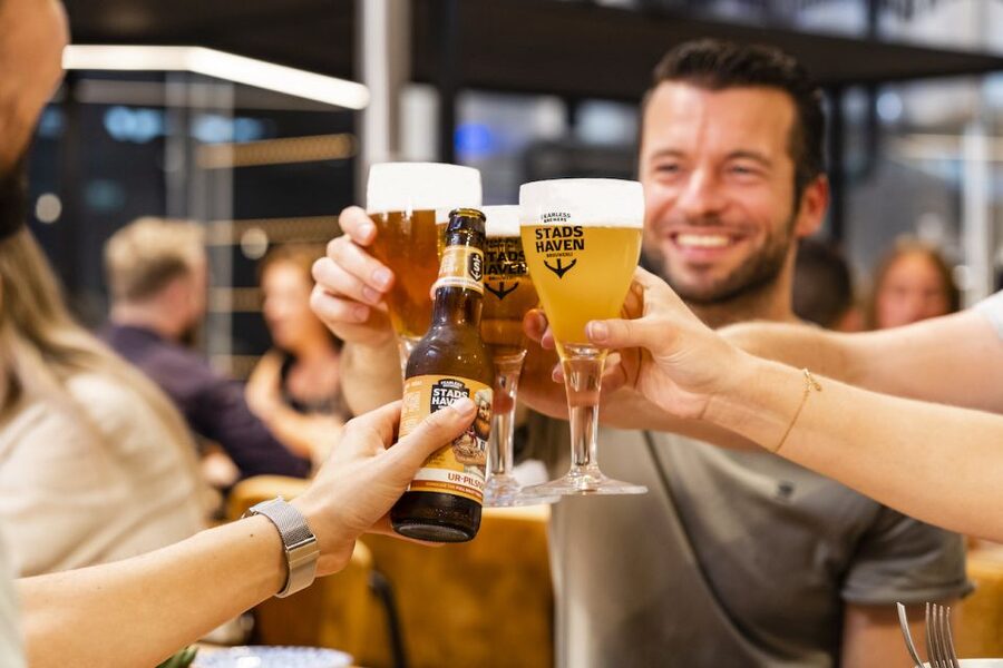 Rotterdam: Stadshaven Brewery Tour with Beer Tastings - The tasting: one beer or three
