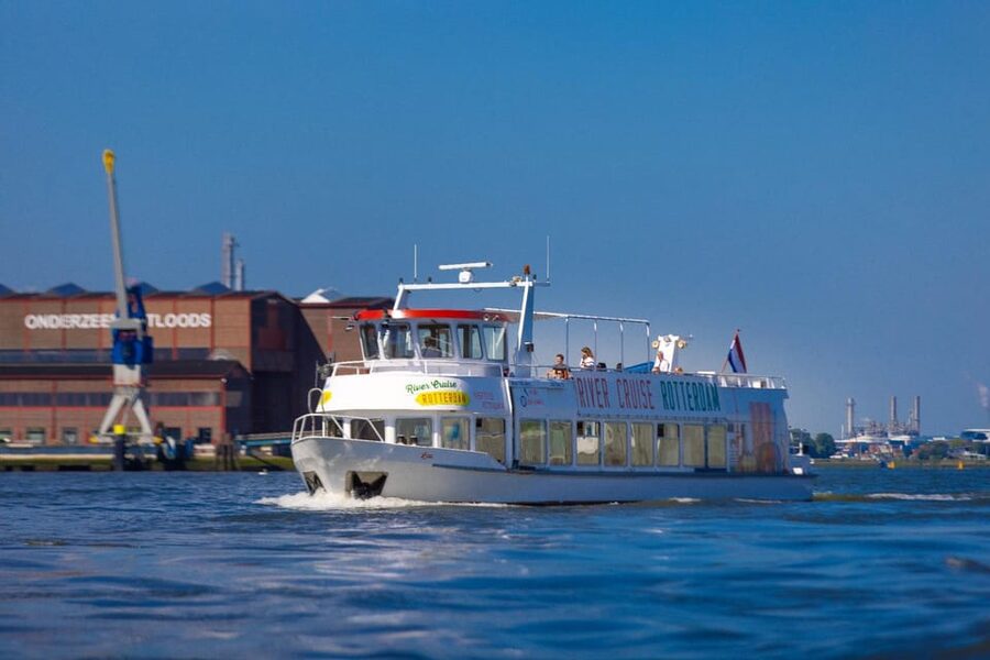 Rotterdam: Summer Cocktail Cruise - Why the 90-minute length works