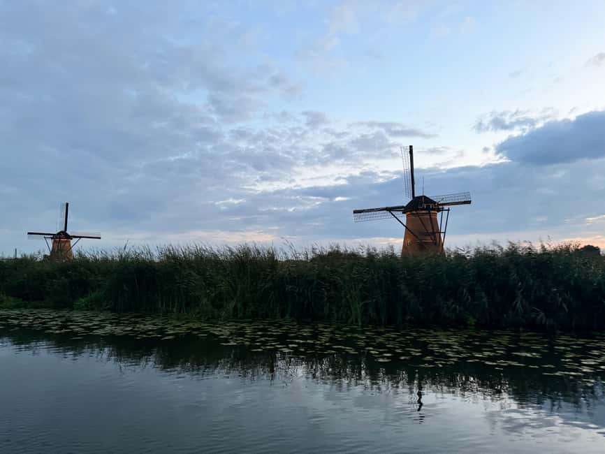 Rotterdam: Waterbus Ticket to Dordrecht and/or Kinderdijk - Finding the stops and boarding smoothly