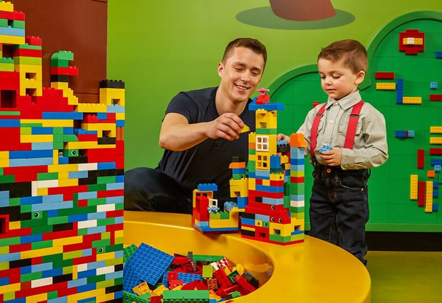 Scheveningen: LEGOLAND® Discovery Centre Entry Ticket - MINILAND brings The Hague down to brick size