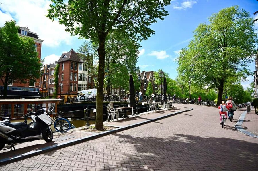 Secret Food Tours Amsterdam - The guide can make or break the experience