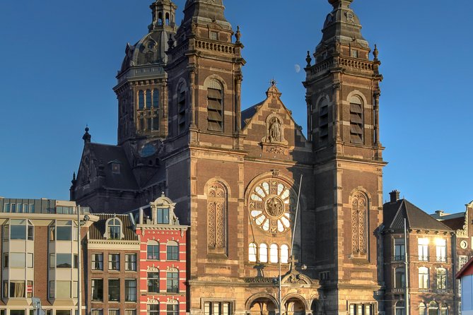 Self-Guided Audio Tour of The Red Light District - Madame Tussauds and Amsterdam’s public face