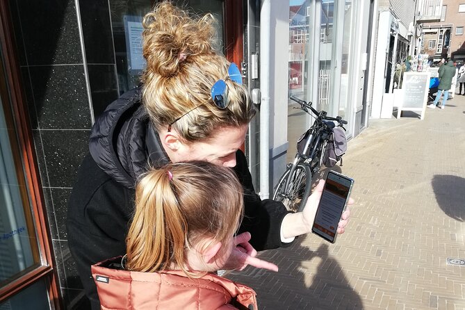 Self-Guided City Trail Kids Tour in Noordwijk (4-8 years) - A 90-minute family outing, not an all-day tour